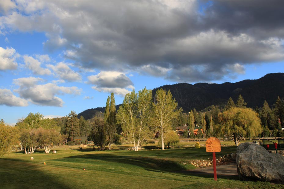 Golf course sign along fairway at Pine Mountain Club