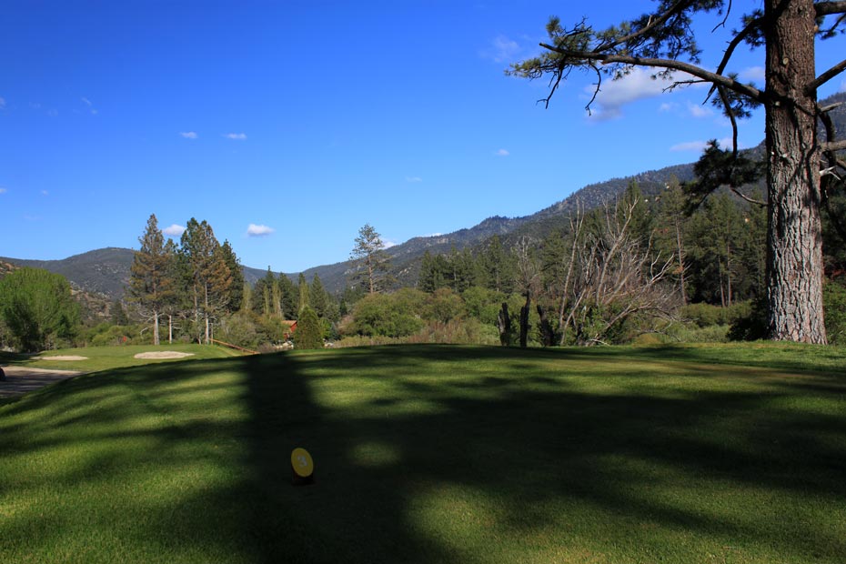 Tree-lined fairway at Pine Mountain Club golf course
