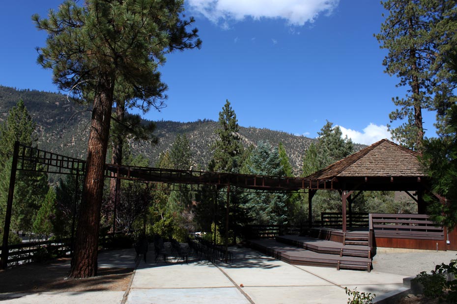 Gazebo, walkway, and small bridge area in Pine Mountain Club village